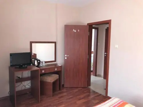 Несебр: Red House Guest House