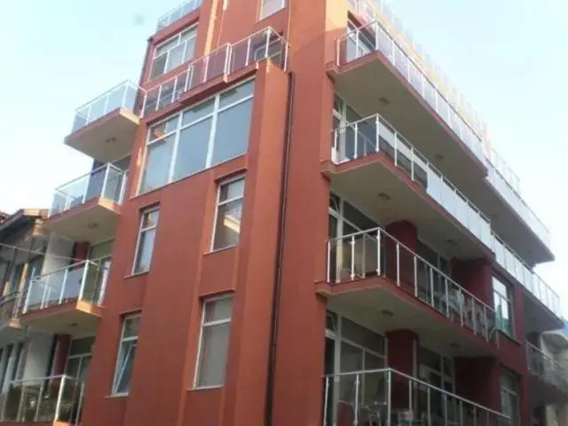 Red House Guest House — фото 1