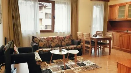 Разлог: Studio Nest