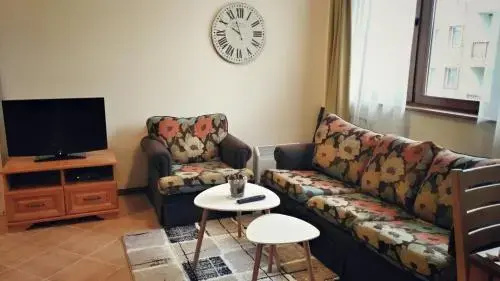 Разлог: Studio Nest