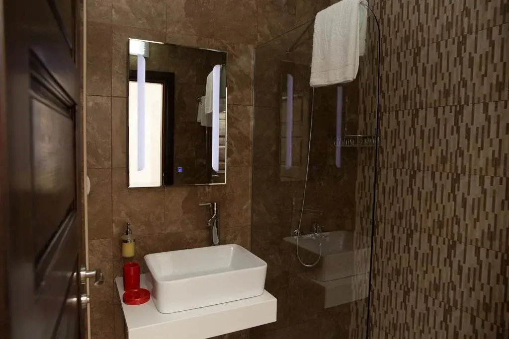 Павел-Баня: Hotel-Clinic Dr. Gechevi
