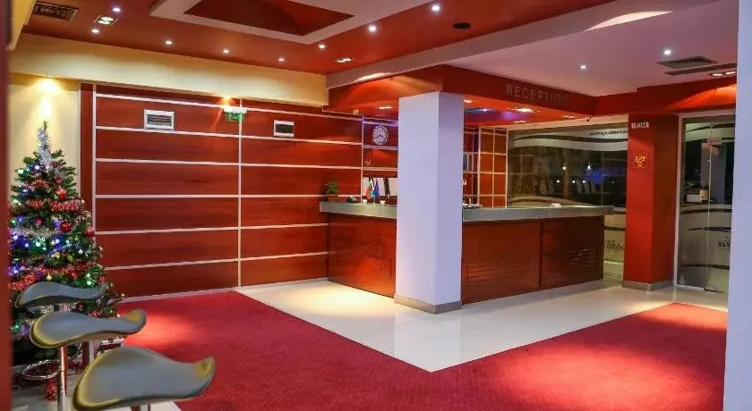 Карджали: Hotel Bulgaria