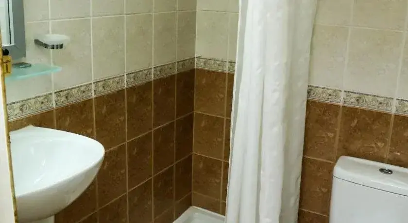 Карджали: Hotel Bulgaria