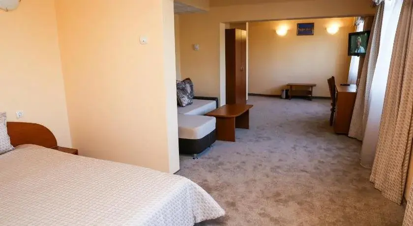 Карджали: Hotel Bulgaria
