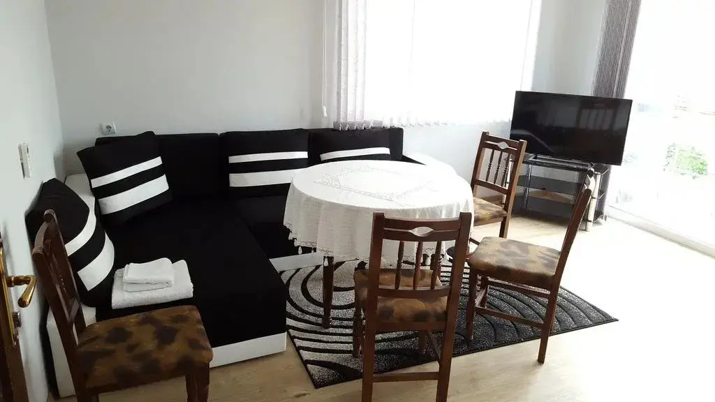 Сапарева баня: Guest House Daiv