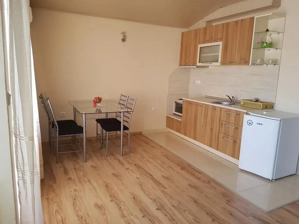 Царево: Guesthouse Nikeia