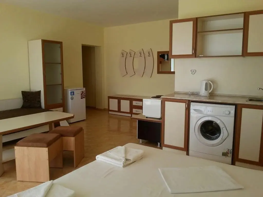 Солнечный берег: Apartments Peters Houses Complex