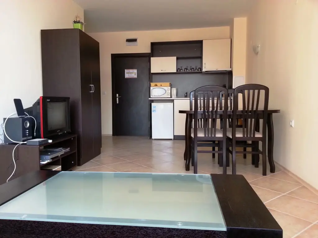 Солнечный берег: Menada Sunset Beach 4 Apartments
