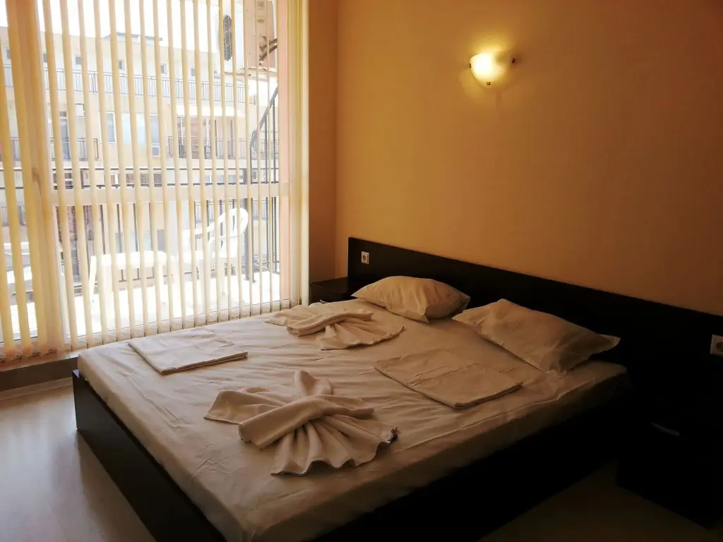 Солнечный берег: Menada Sunset Beach 4 Apartments