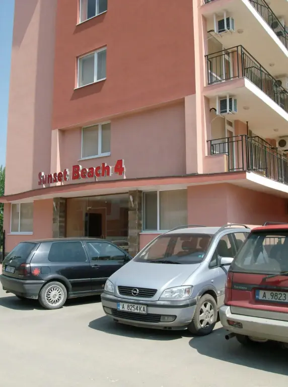 Солнечный берег: Menada Sunset Beach 4 Apartments