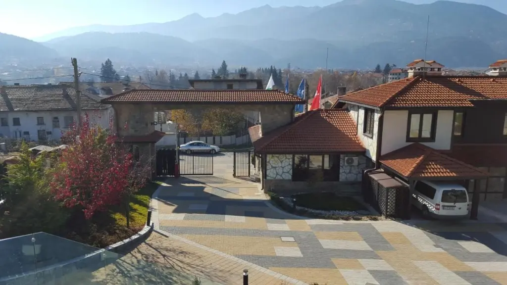 Банско: Holiday Village COOP Dobrinishte