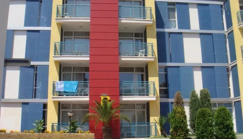 Солнечный берег: Elite 4 Apartments