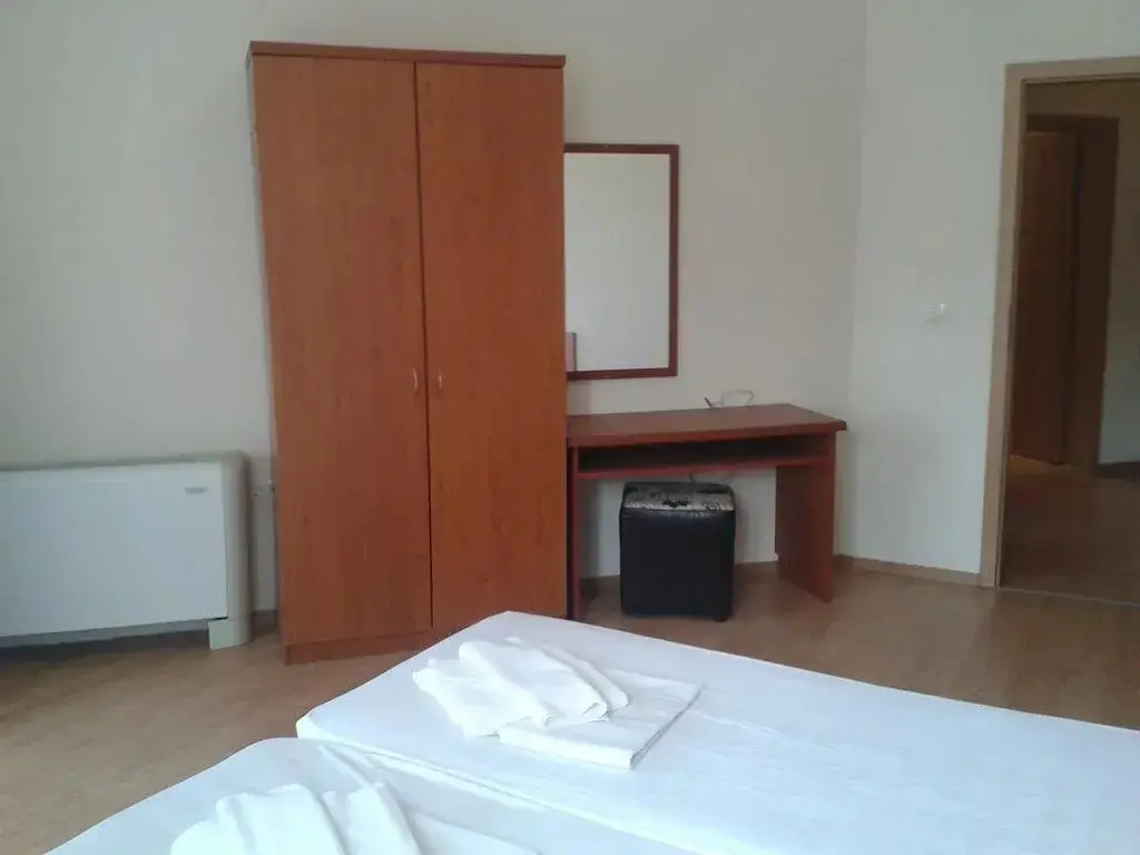 Солнечный берег: Hotel Seasons 3
