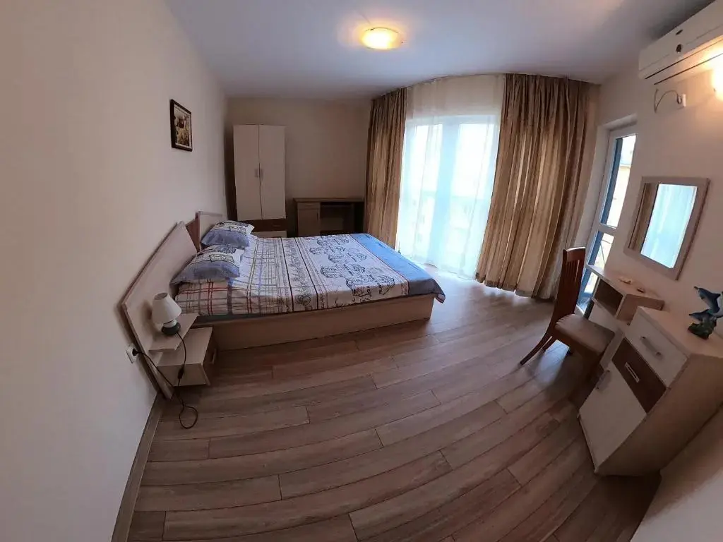 Солнечный берег: Aquaria Holiday Apartments