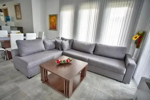 Троян: Villa Eta
