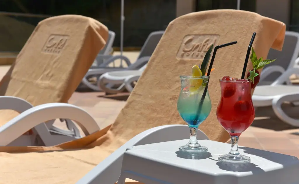 Варна: Hotel Grifid Foresta  Adults Only