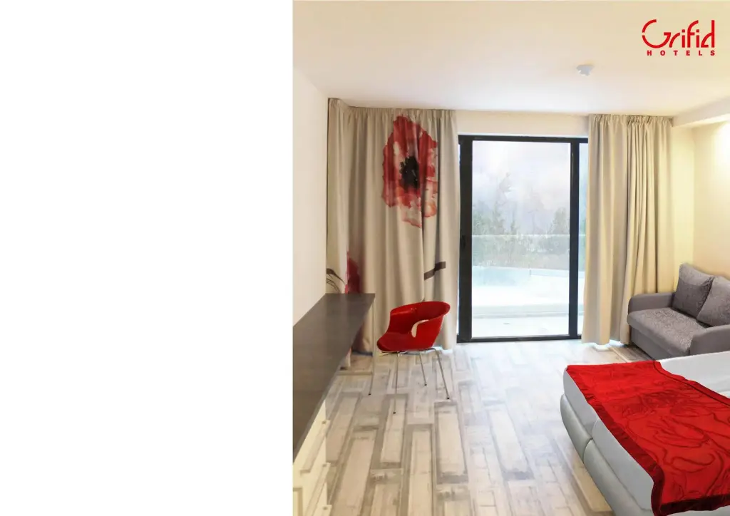 Варна: Hotel Grifid Foresta Adults Only