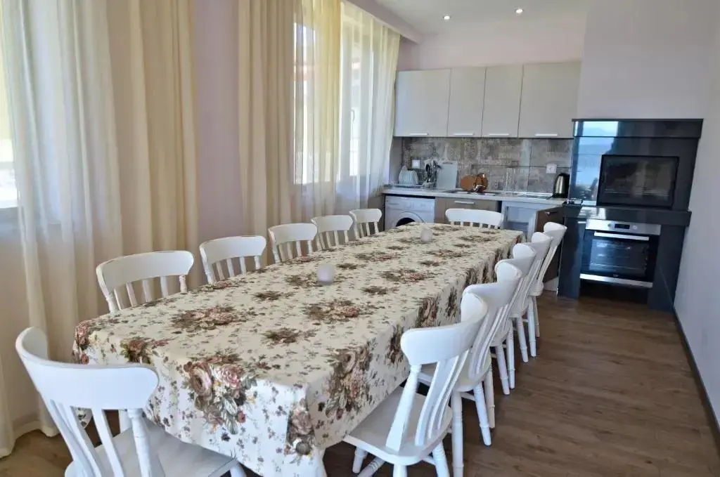 Цигов Чарк: Guest House Colori