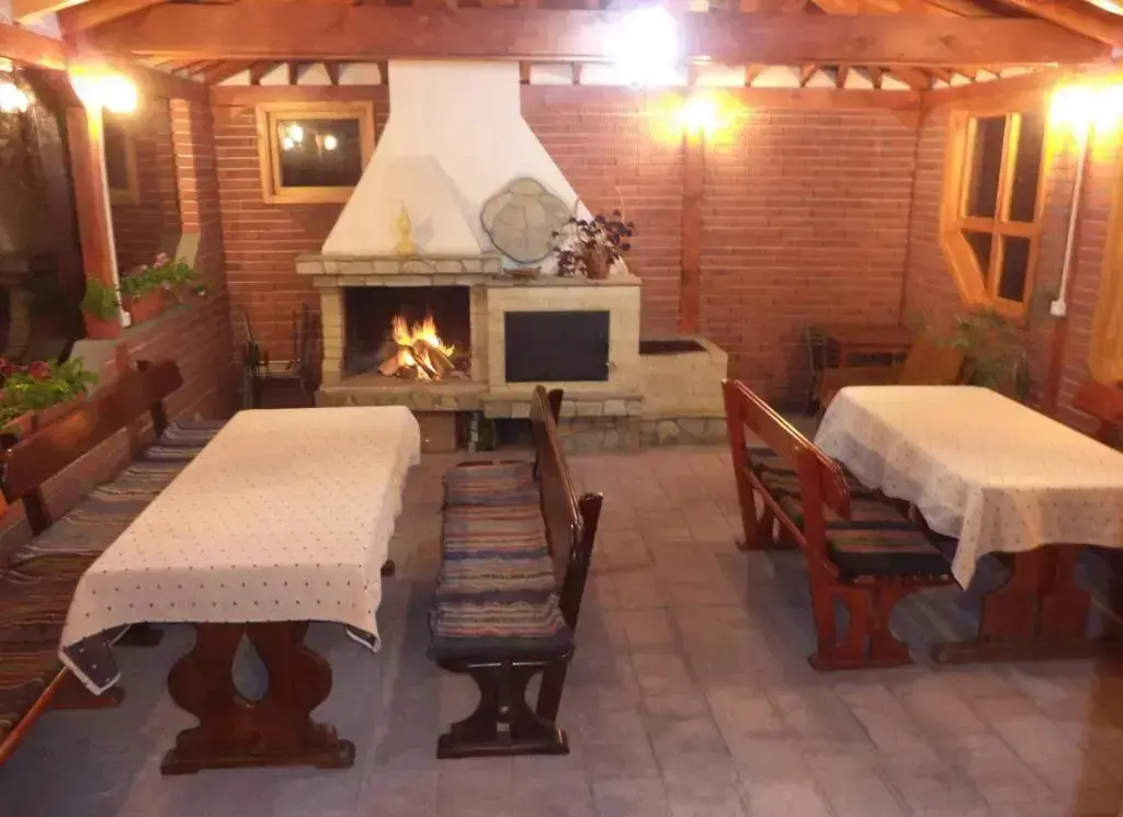 Сапарева баня: Camping Verila