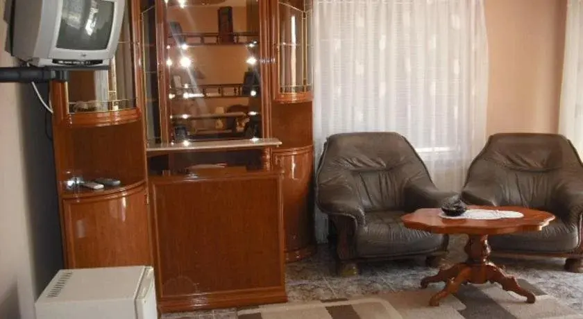 Несебр: Hotel The White House