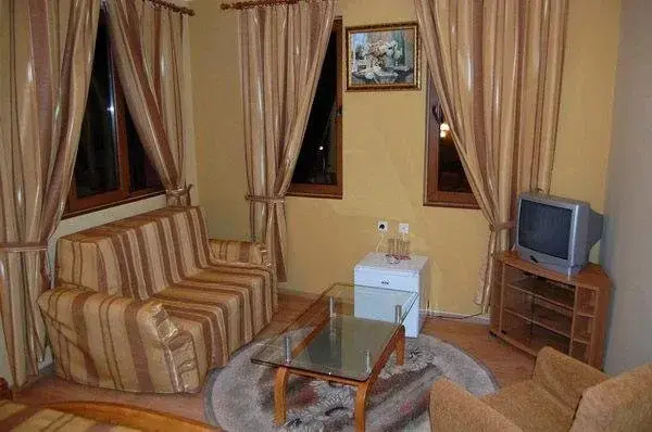 Трявна: Hotel Rai