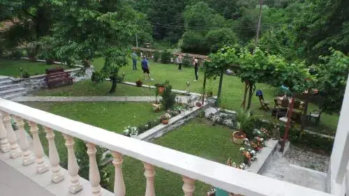 Трявна: Guesthouse Happy Life