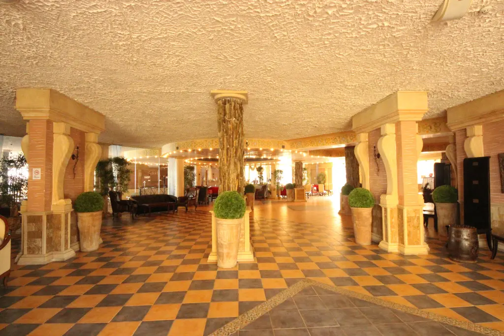 Елените: Апартаменты Menada Atrium