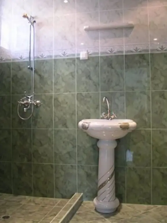 Балчик: Sunny - Viki Guest House
