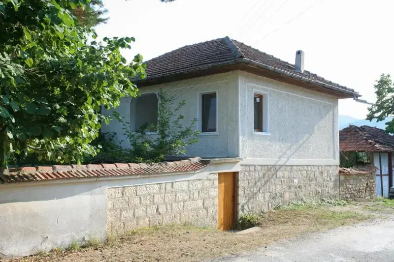 Горна-Оряховица: Lazarovata House