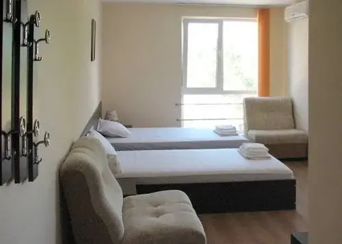 Солнечный берег: Livi Paradise Apartments