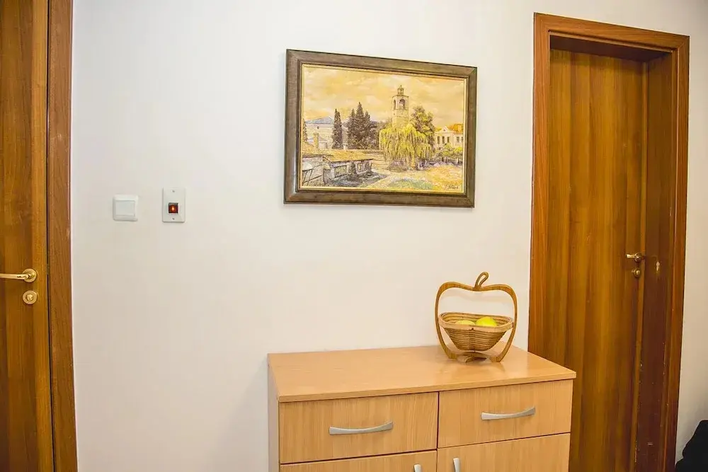 Бургас: FM Deluxe 2-BDR Apartment with Parking
