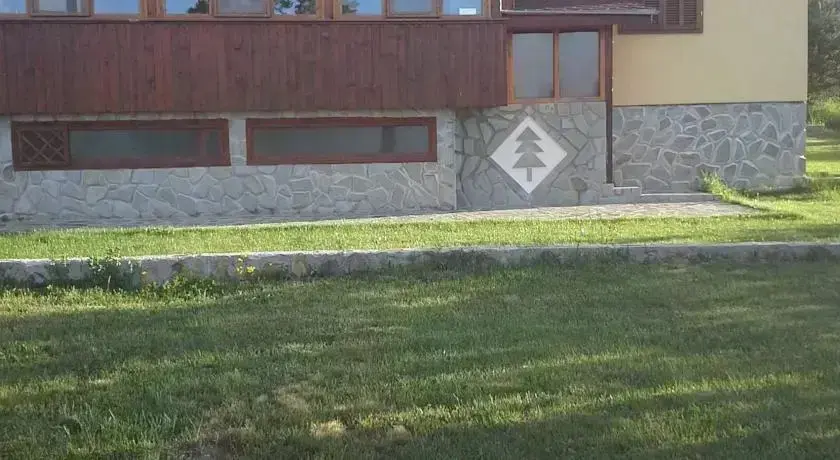 Цигов Чарк: Batashki Han House