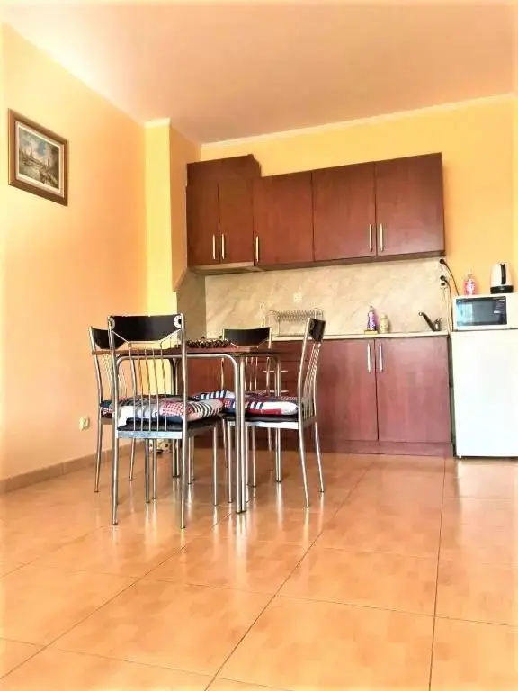 Солнечный берег: Apartment in Central Plaza