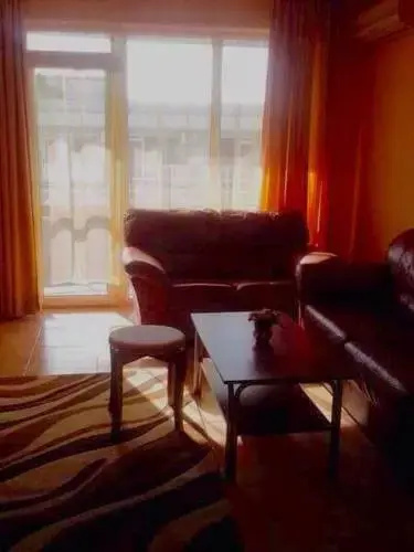 Солнечный берег: Apartment in Central Plaza