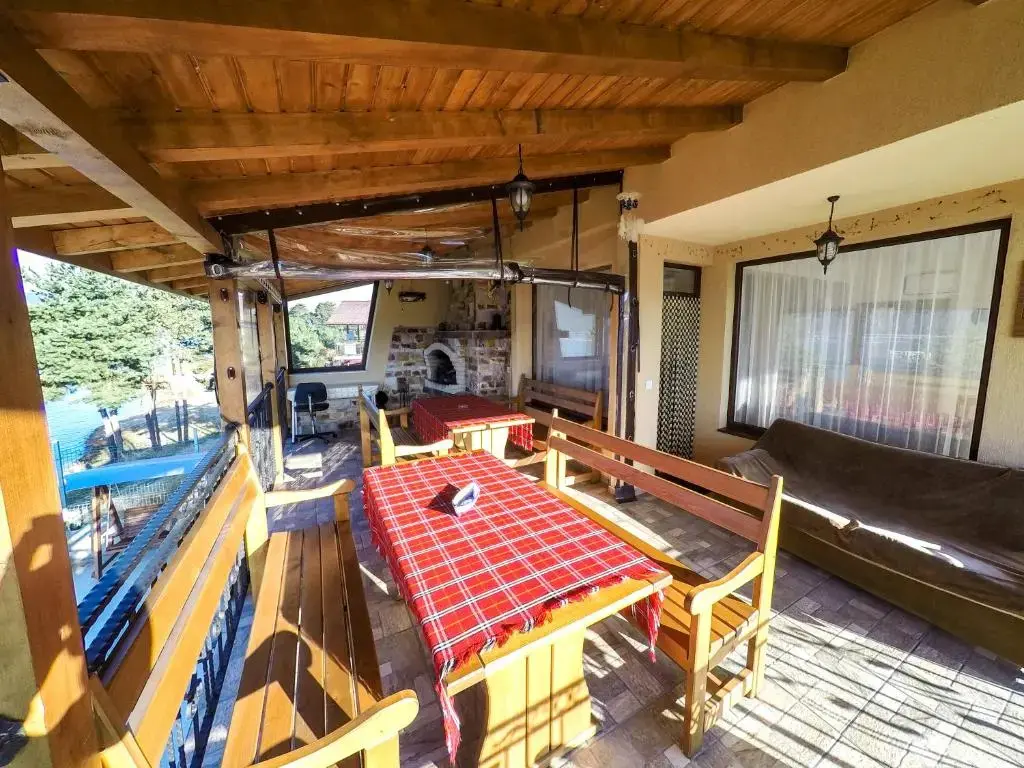 Девин: Guest House Divna