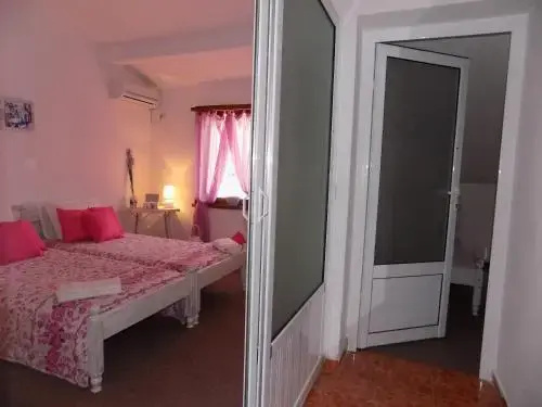 Китен: Rali Apartments