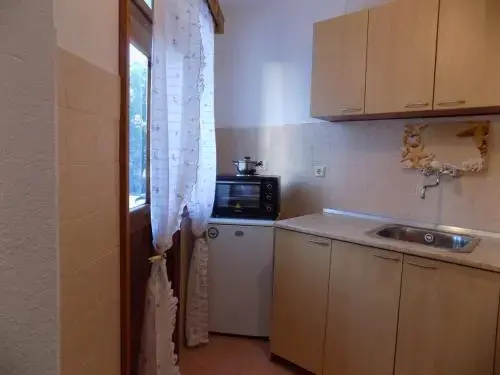 Китен: Rali Apartments
