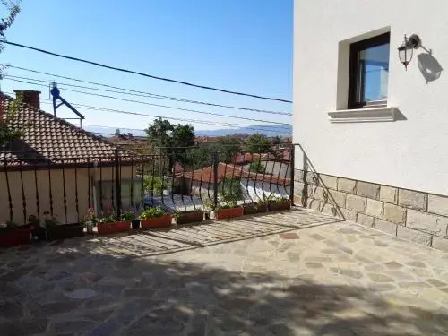 Троян: Cloudbase Guesthouse