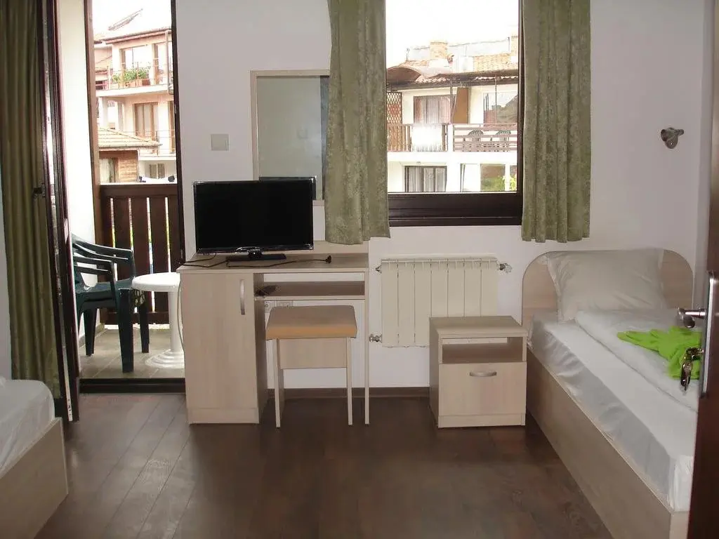 Несебр: Guest House Aja