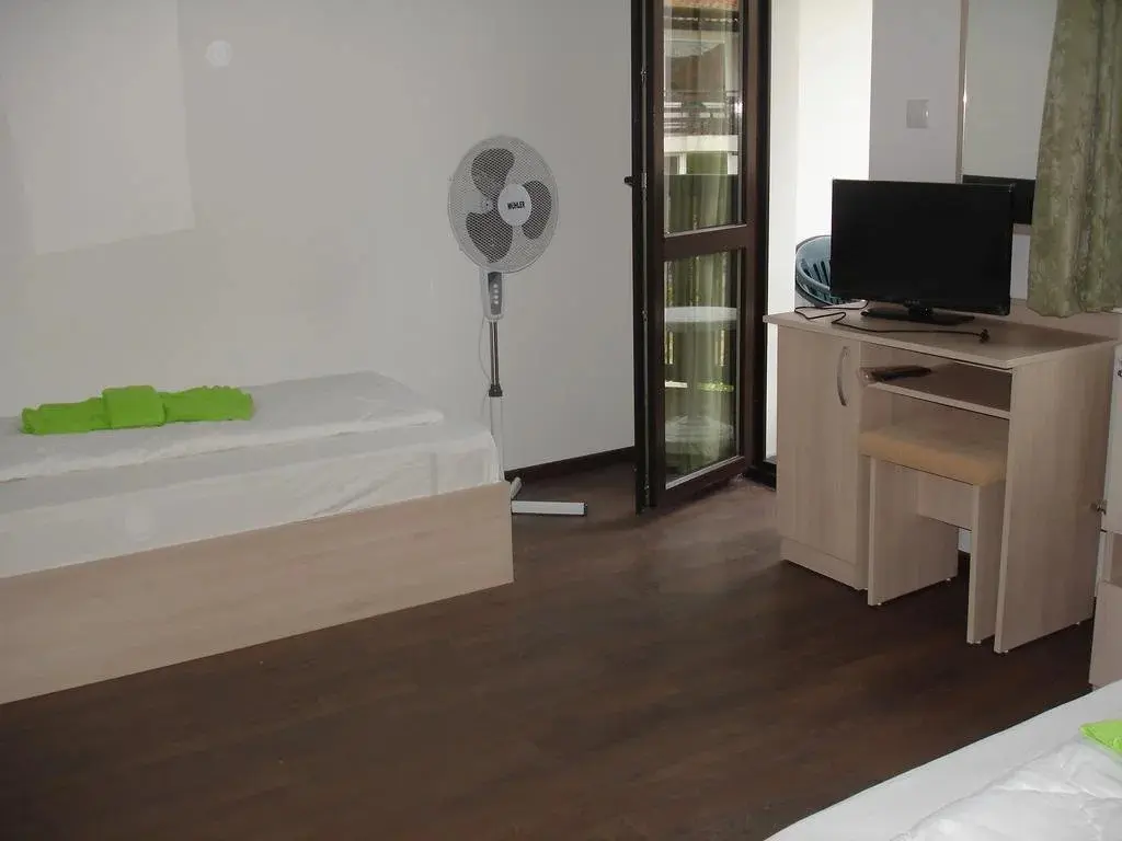 Несебр: Guest House Aja