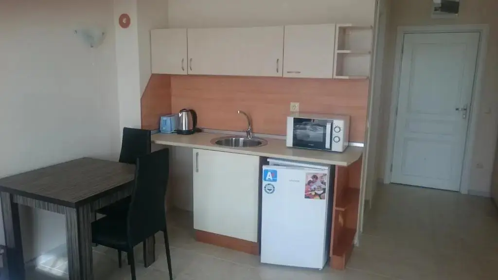 Солнечный берег: Casa del Sol Apartments