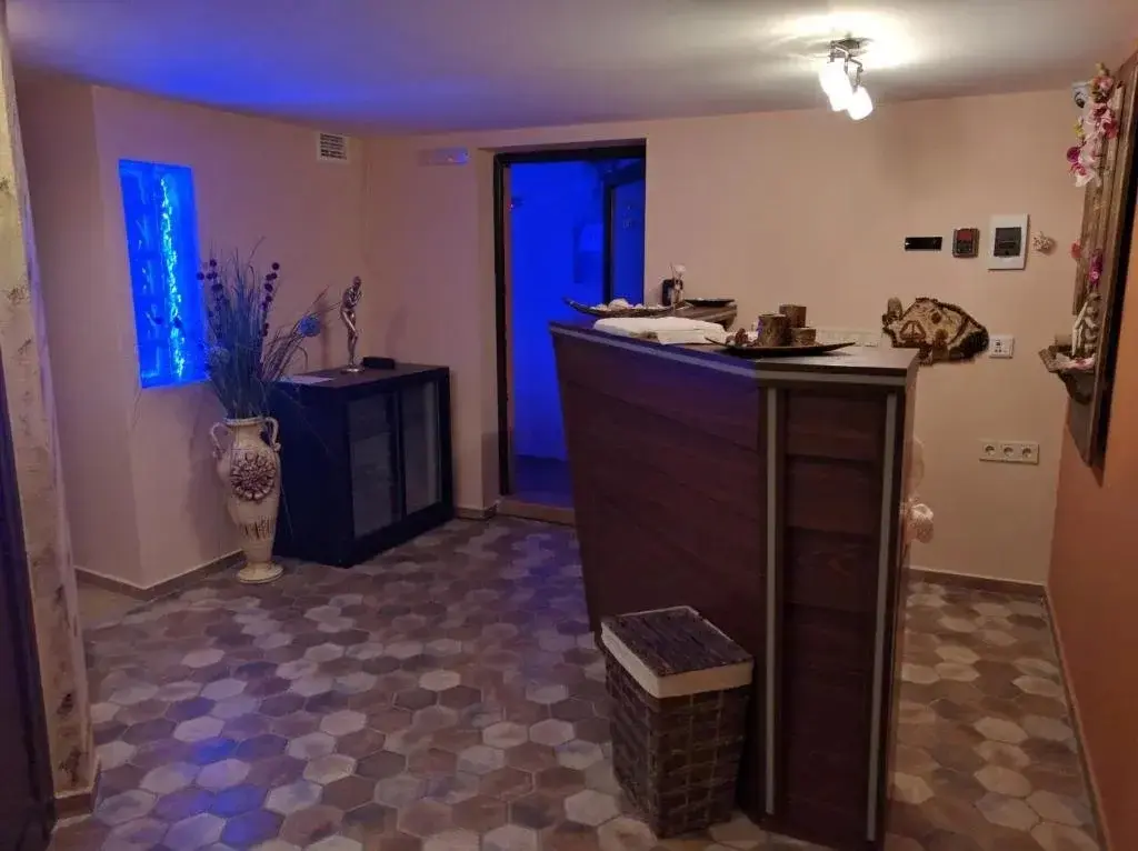 Китен: Family Hotel Teos