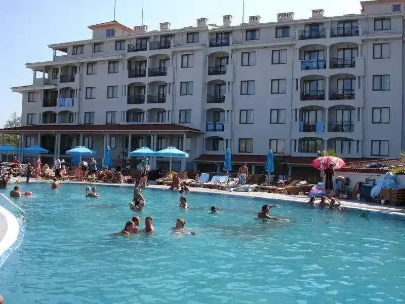 Царево: Serenity Bay