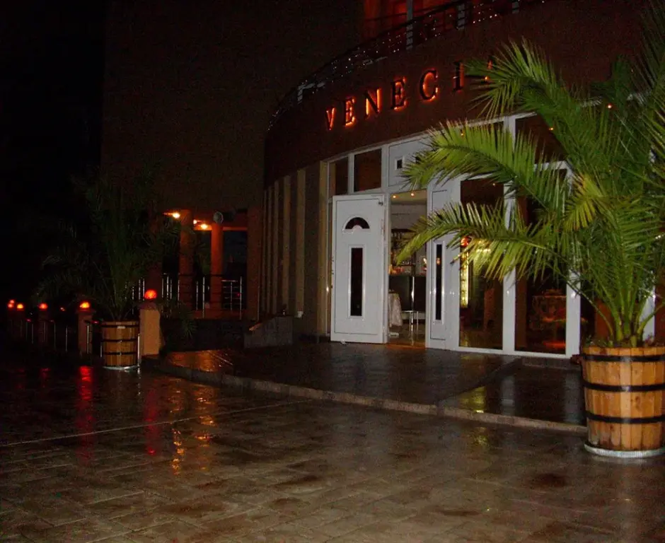 Приморско: Hotel Venecia