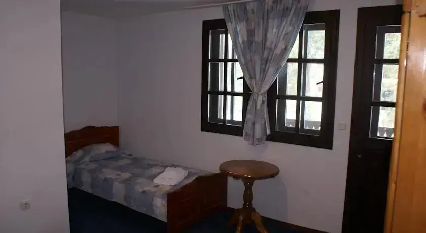 Долна баня: Holiday Village Kedar