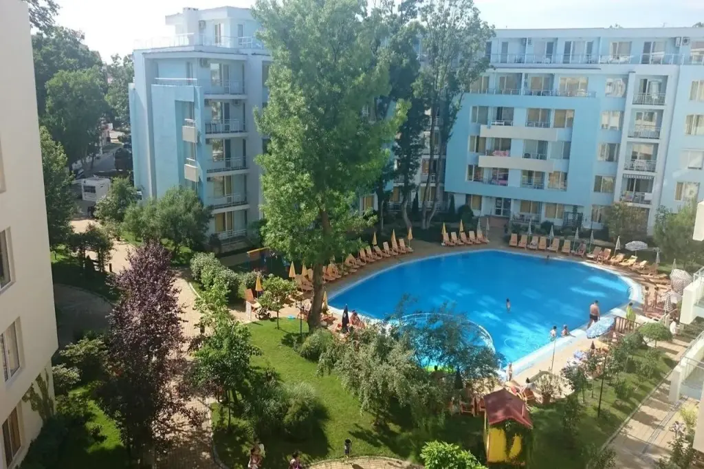 Солнечный берег: Yassen Holiday Village