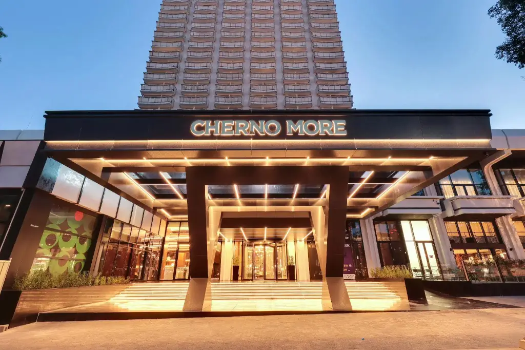 Hotel Cherno More — фото 1