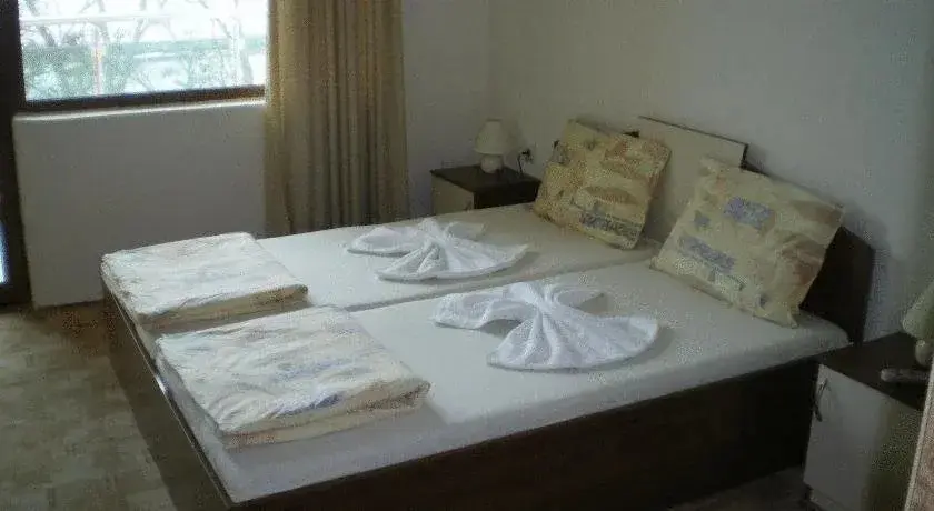 Приморско: Family Hotel Dayana