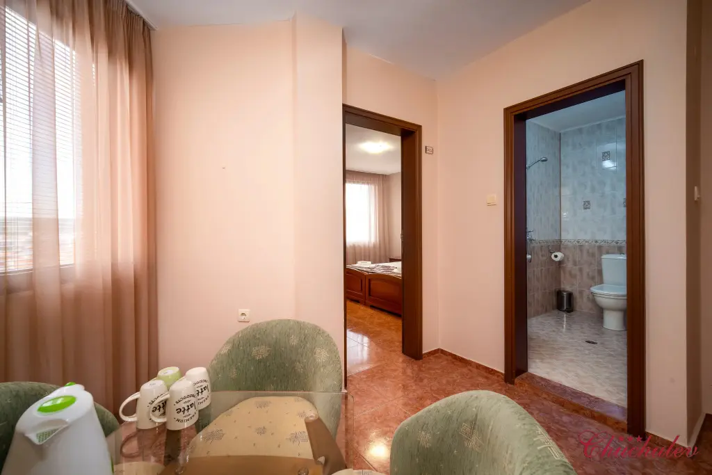 Созополь: Hotel Chuchulev