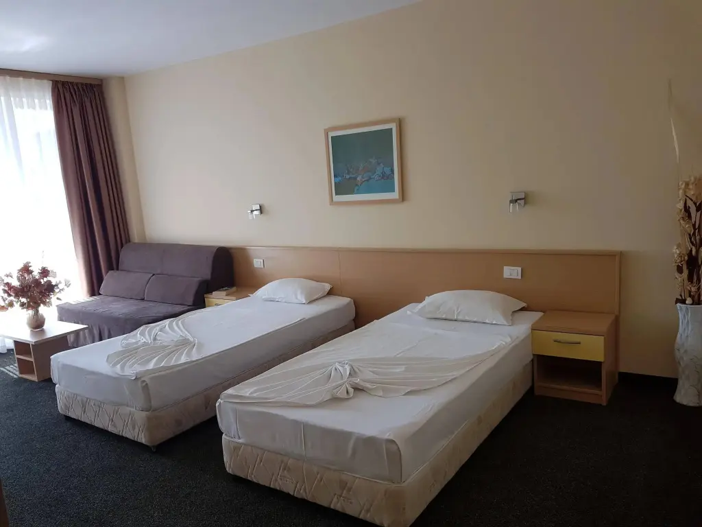 Солнечный берег: Kalofer Hotel